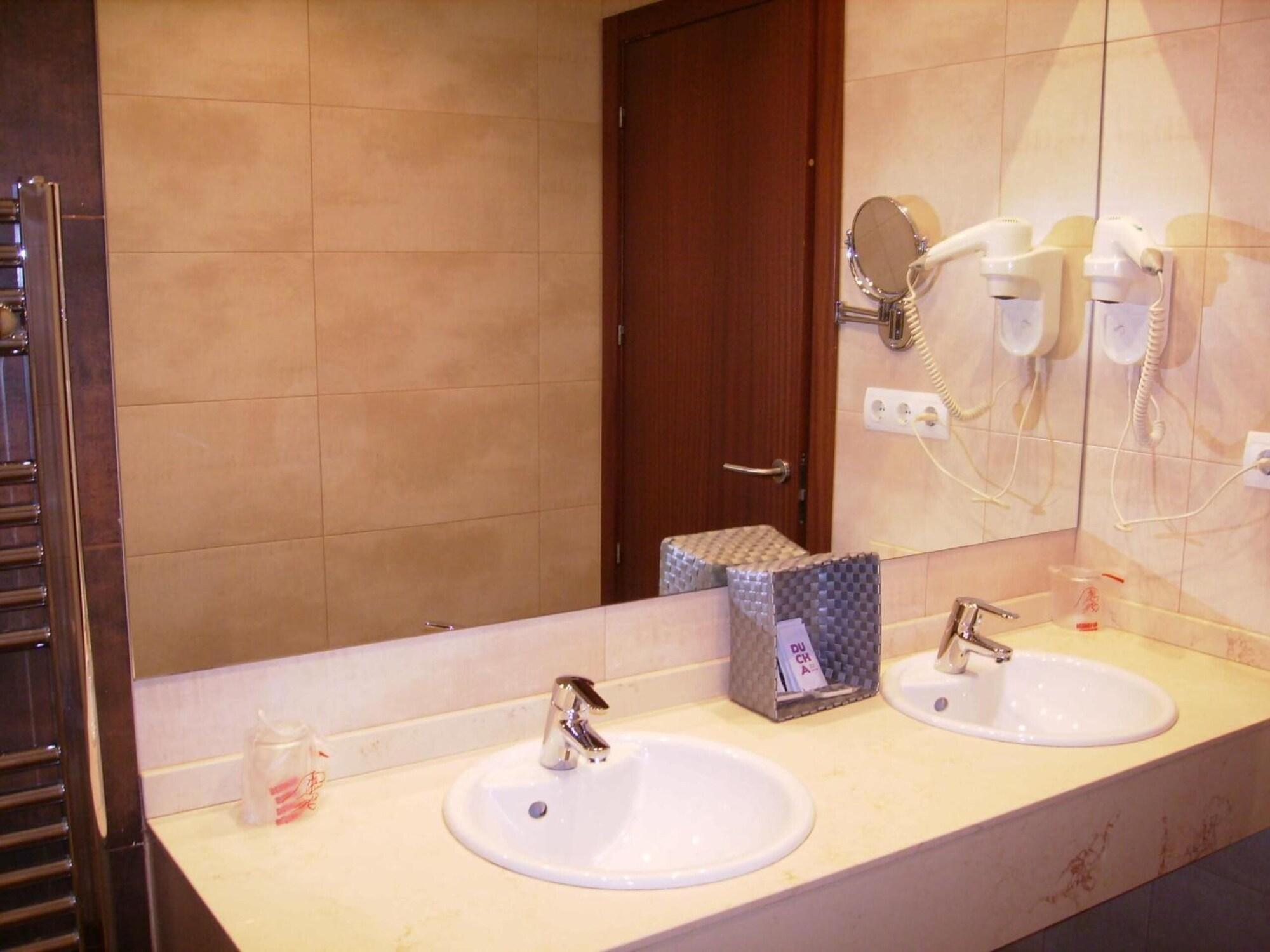 Hotel Roma باياذوليد المظهر الخارجي الصورة