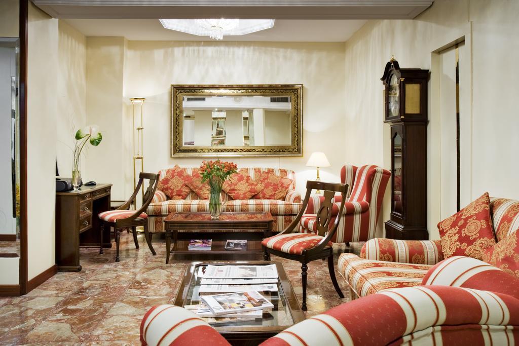 Hotel Roma باياذوليد المظهر الخارجي الصورة
