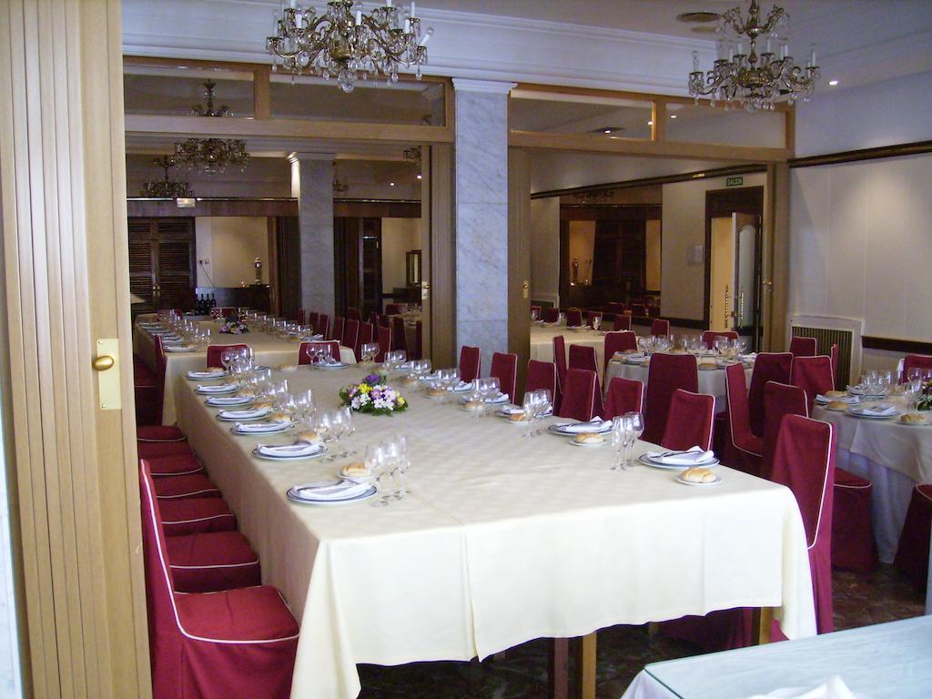 Hotel Roma باياذوليد المظهر الخارجي الصورة